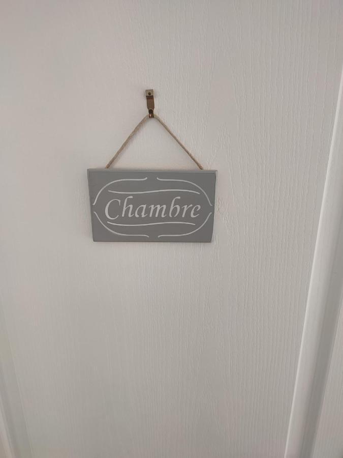 Les Insolites De Champeix Esterno foto